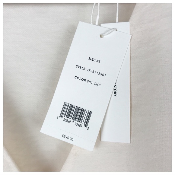 NWT Vince. Fitted Shaped Sleeve V-Neck Blouse in Cream Size XS - Picture 7 of 12